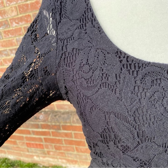 Topshop Black Lace Dress Size 12 Waist Tie Back Crop Sleeves Skater - Picture 4 of 11